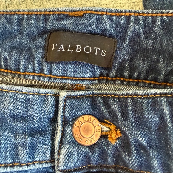 Talbots High Waist Relaxed Jean Womens 4 Huron Wash Denim Blue Pants Stretch - Picture 3 of 8